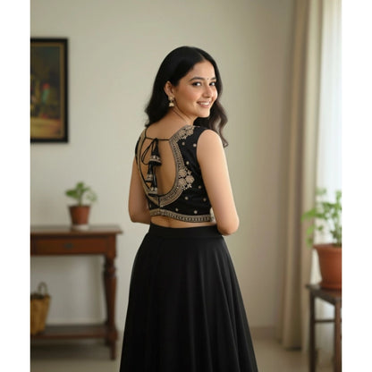 Women's Zimmi Choo Embroidered V-Neck Padded Blouse (Black 38 Ready (Self Alterable 36–40)